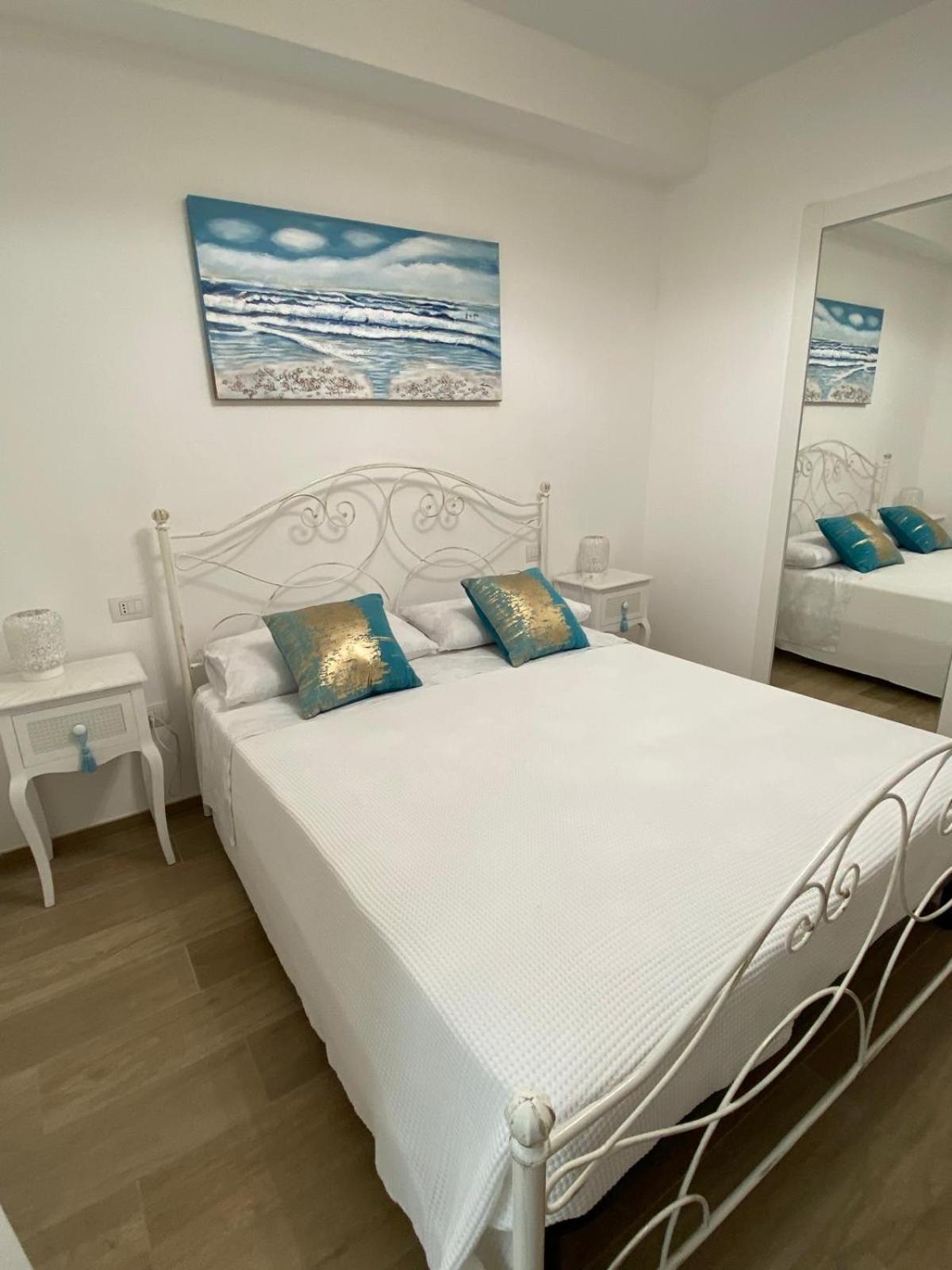 Bed and Breakfast Amare Il Mare Полиньяно-а-Маре Экстерьер фото
